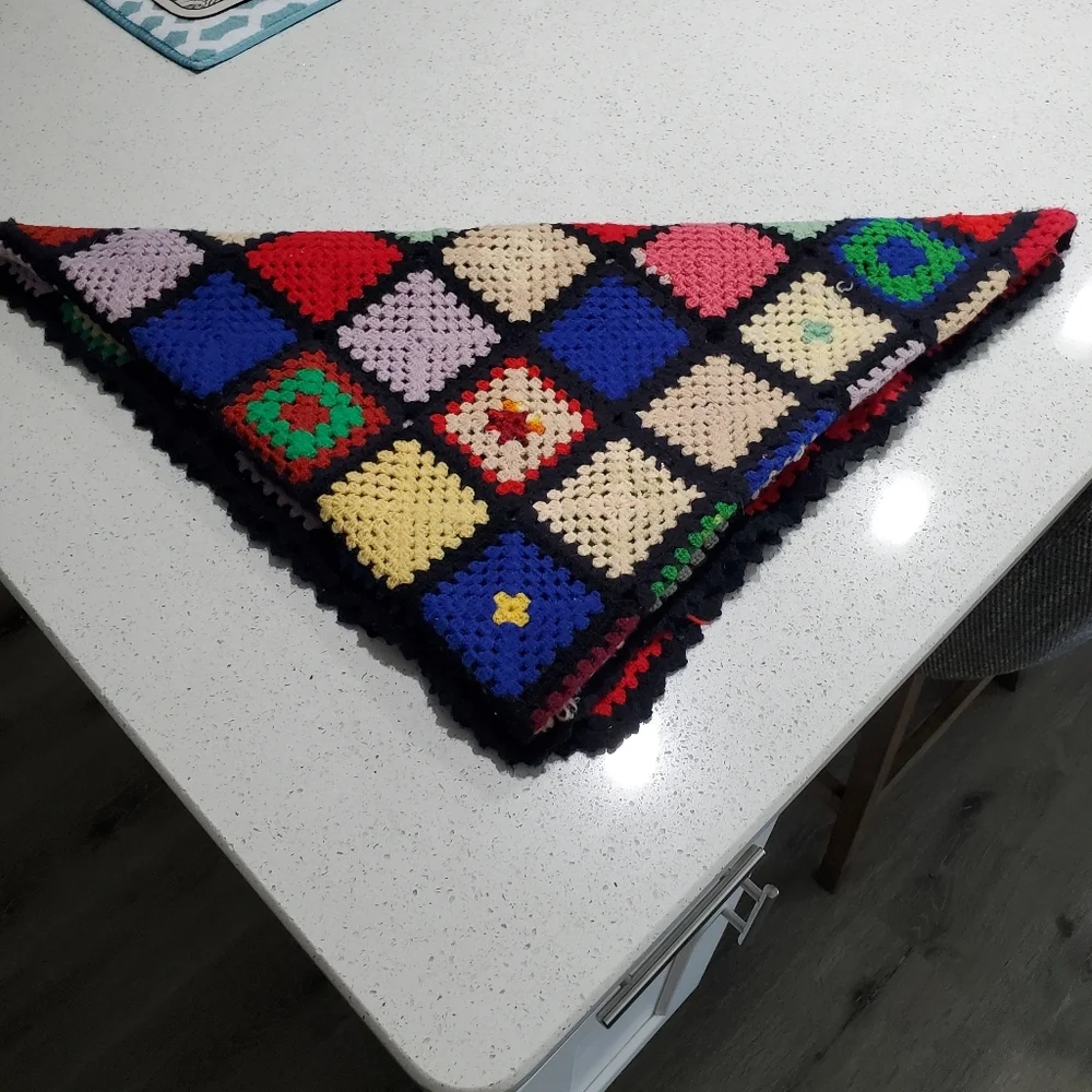 Vintage Crocheted Grannycore Afghan Throw 144 Granny 4